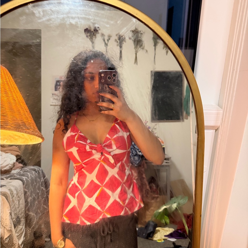 Women’s Pink Geometric Tie-Front Tank Top